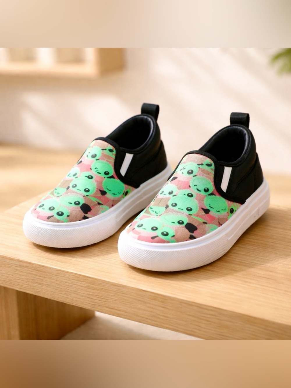 Ground Up Star Wars The Mandalorian Grogu toddler slip-on sneakers ~ NWOT
